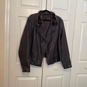 Torrid 2x gray faux leather and fur jacket